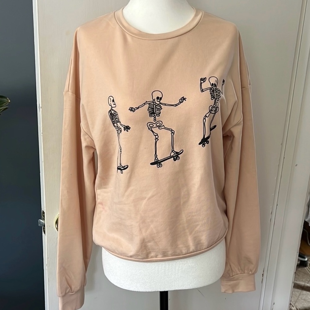 SHEIN | Women’s Size XS Skeleton Graphic Sweatshirt